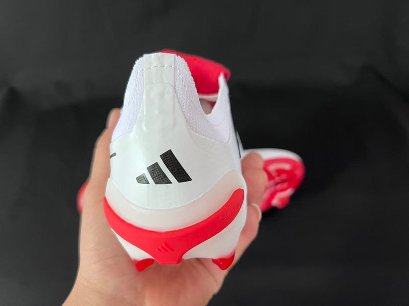 BOTA DE FUTBOL ADIDAS PREDATOR