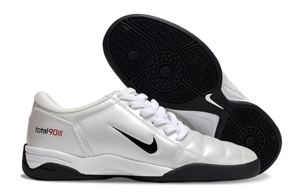 Nike Total 90 IC