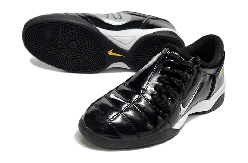 Nike Total 90 IC