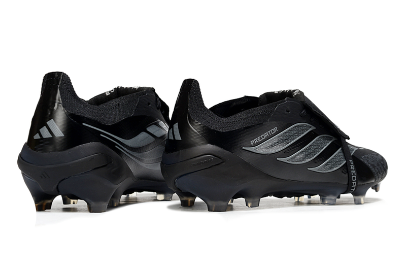 BOTA DE FUTBOL ADIDAS PREDATOR